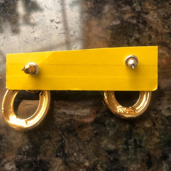 Napier Signed Gold Tone Faux Pearl Pierced Earrings - Picture 2 of 3